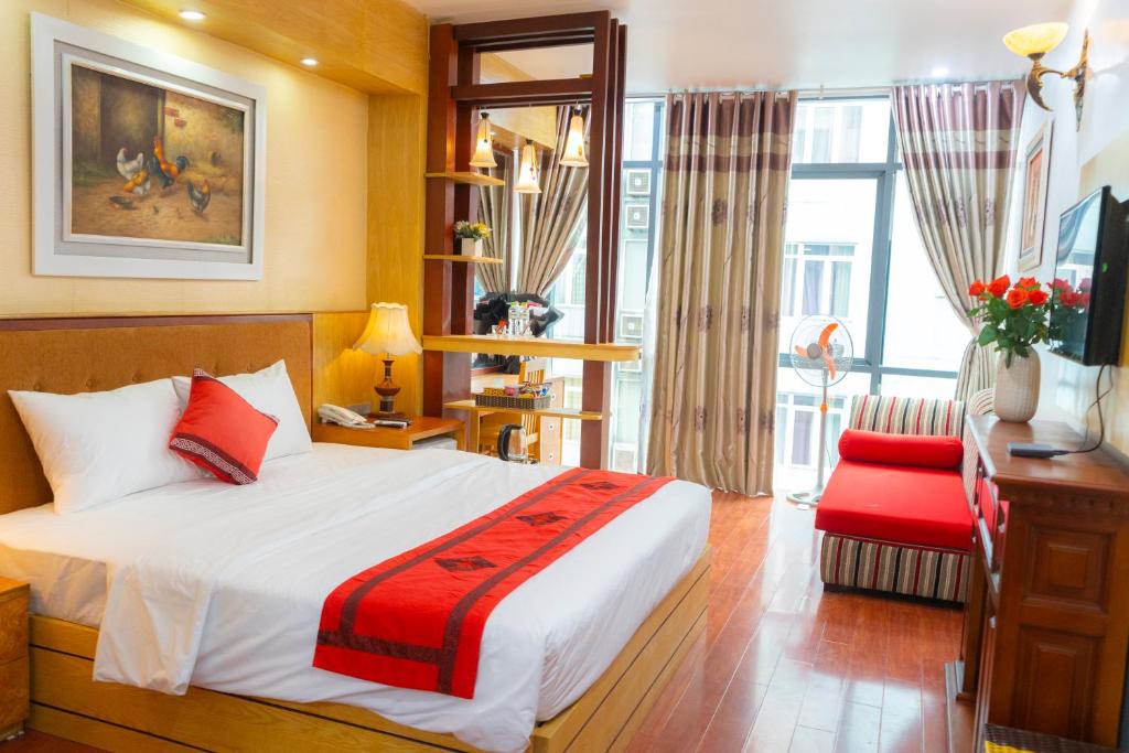 Moon Hotel 56 Truong Cong Giai – Hanoi